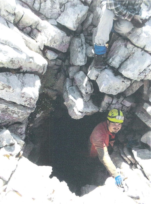 kéttagú akna a Kőkapus felé