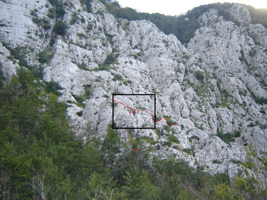 Felszín, a szemközti púpról