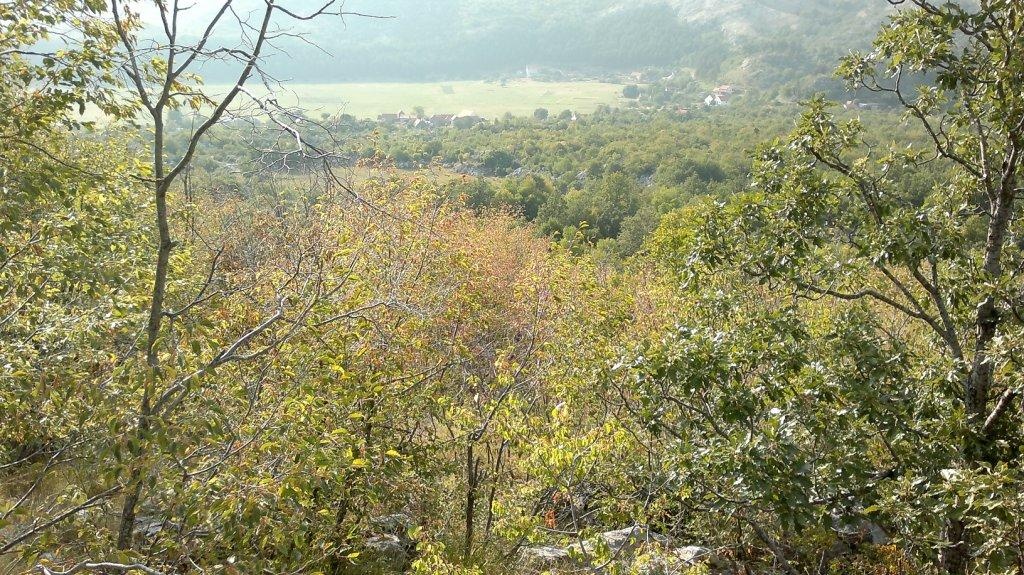 Tájkép a Fázós kőtojás fölött, ÉNY felé