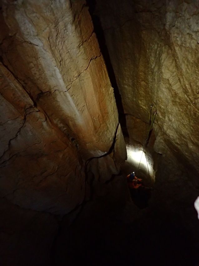 Felfelé az aknasorban