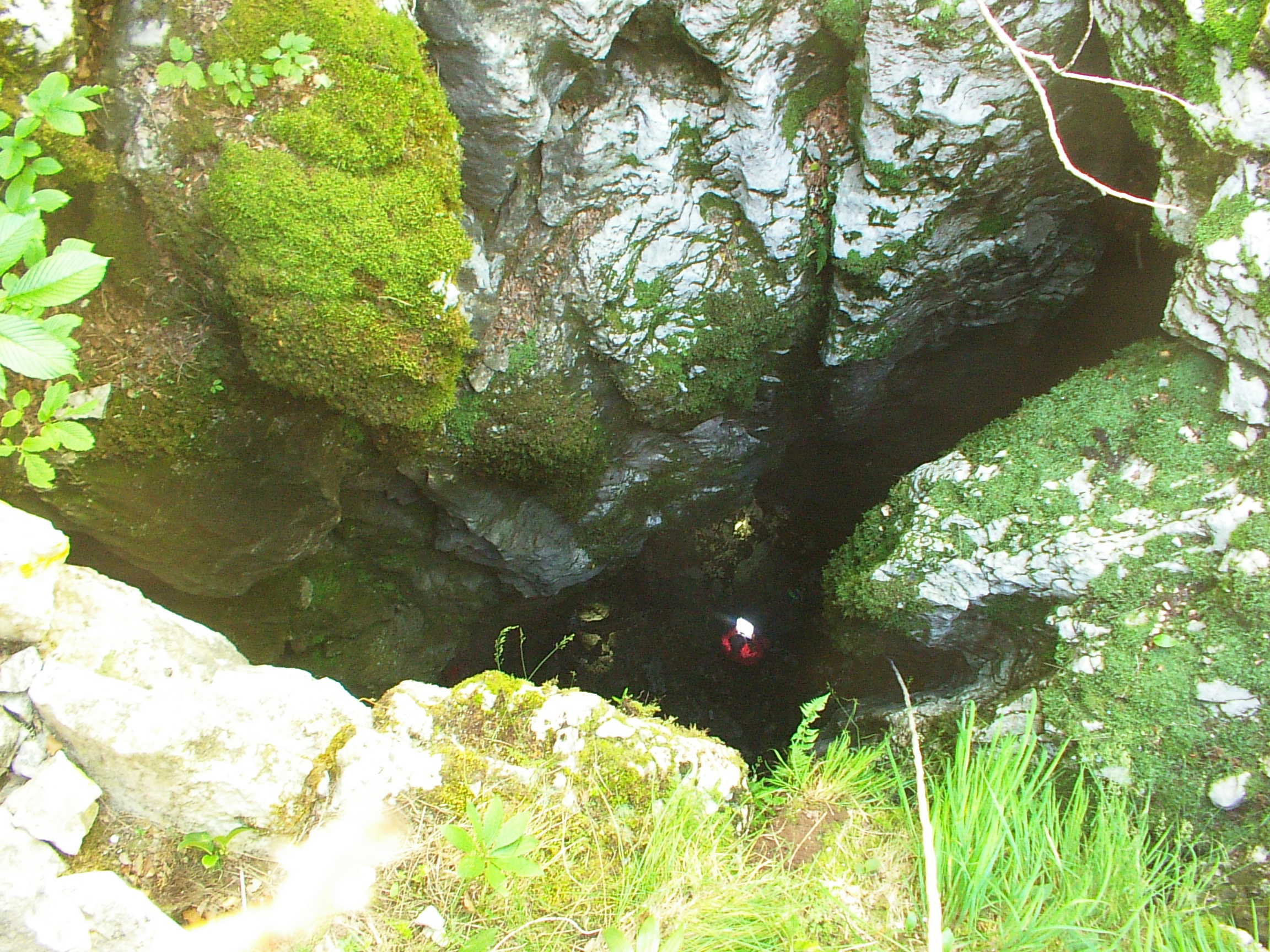 Tiltott zónás-barlang